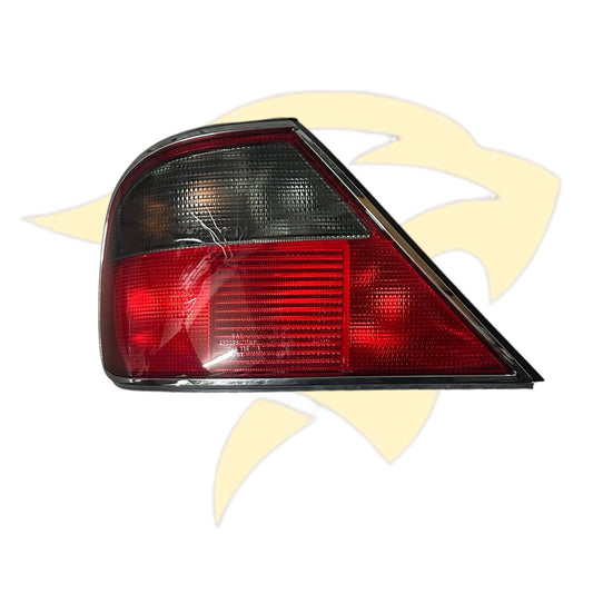 Rear L/H Lamp with Chrome- LNA4901CC